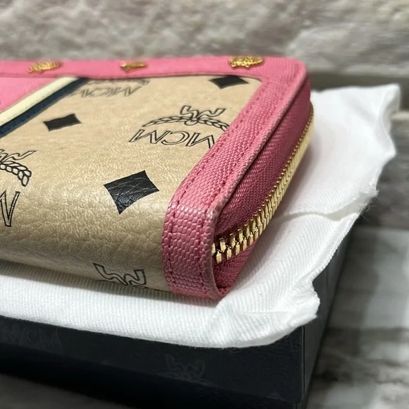 MCM PINK LONG ZIP WALLET. NWOT TAGS. FULL INCLUSION. - Picture 9 of 12